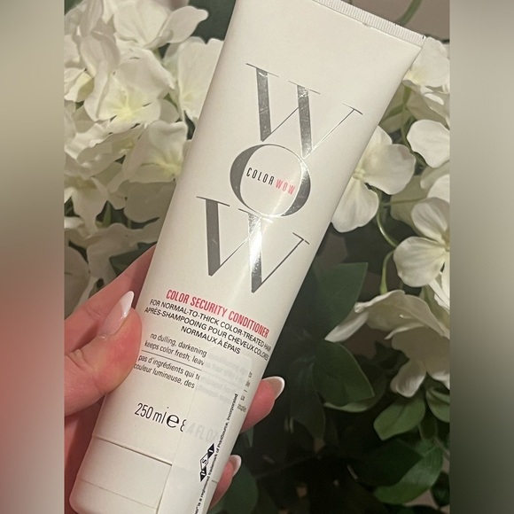 COLOR WOW • COLOR SECURITY CONDITIONER FOR THICK HAIR • NEW - Picture 2 of 4